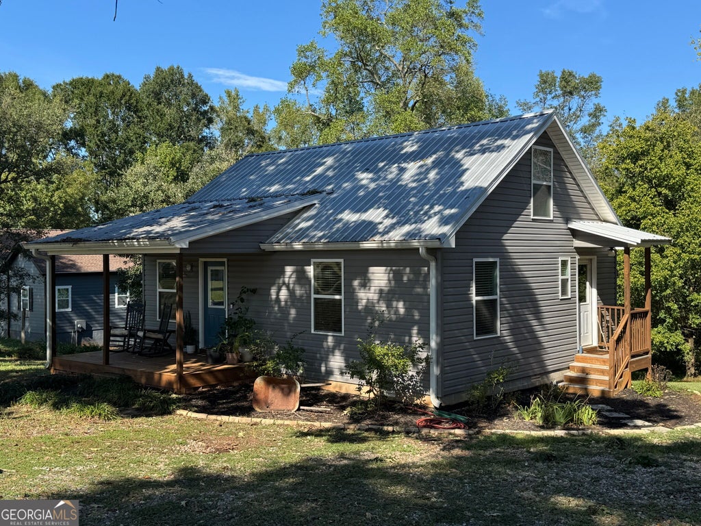 Photo of 613 Chambers Road, Commerce, GA 30530 (MLS # 10851156)