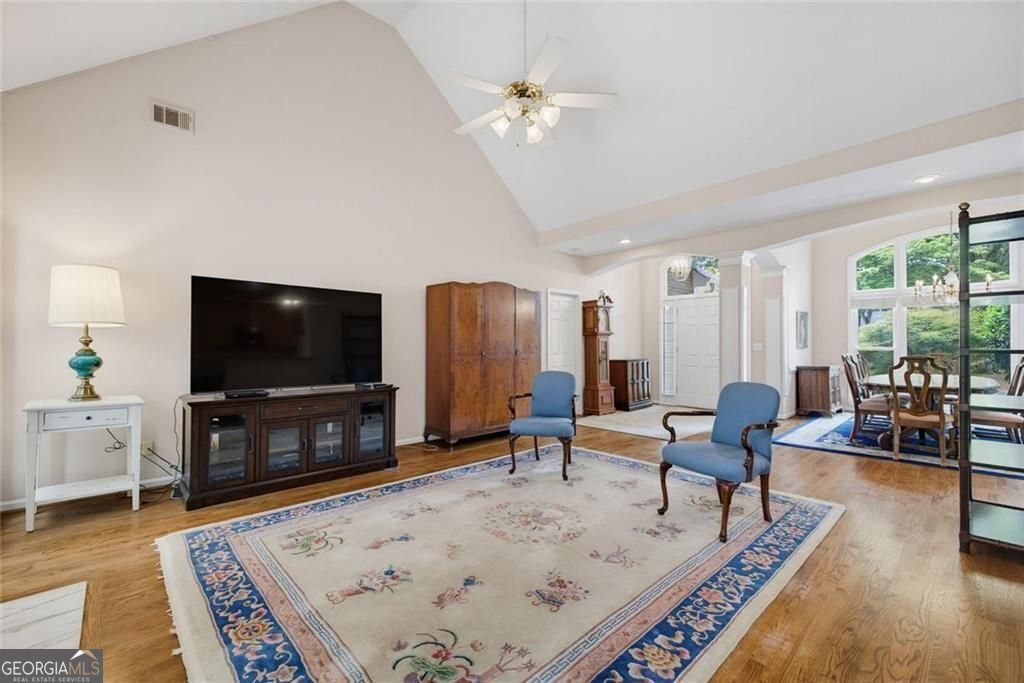 5381 Glenbrooke TRL