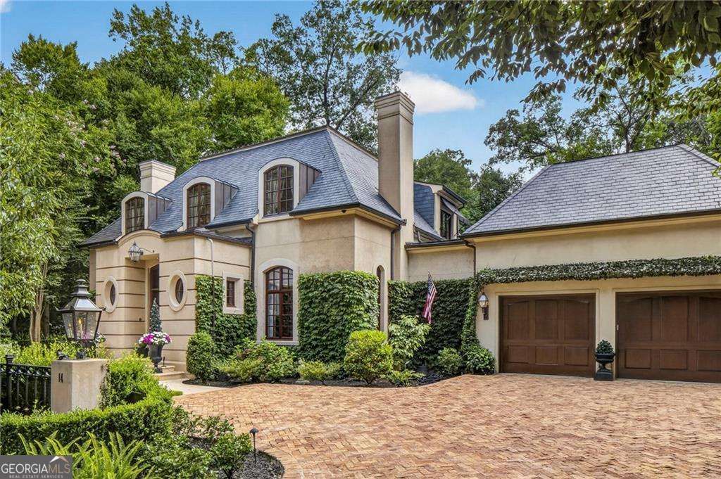 Photo of 675 W Paces Ferry #14 Road NW, Atlanta, GA 30327 (MLS # 10809059)
