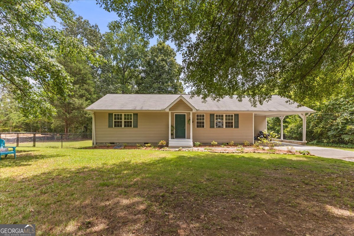 Charming, move-in-ready home located in the Armuchee School District! Welcome to 8 Pine River Road NE! This 2 BD, 2 full BA home is beautiful inside and out and has so much to offer. Sitting at the end of a quiet, dead-end road, this home sits on almost an acre lot and has a huge, completely fenced back yard. Inside you will find a cozy living room, spacious kitchen, 2 bedrooms with the master bedroom providing additional space for in-home office space, and 2 full bathrooms. Recent updates include fresh paint throughout the interior of the home as well as a brand new HVAC unit! You will LOVE the fenced back yard, providing so much space for kids to run and play, pets to roam, summer cookouts, and room for a garden or other outdoor activities. This is truly a great home for a great price! Call today for a private showing!