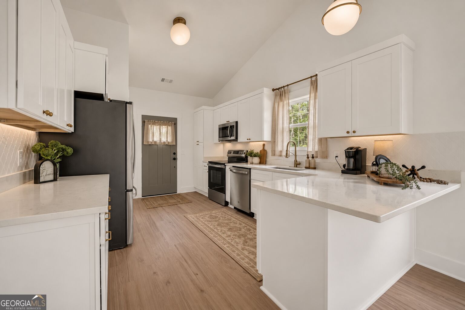 181 Lake Club DR