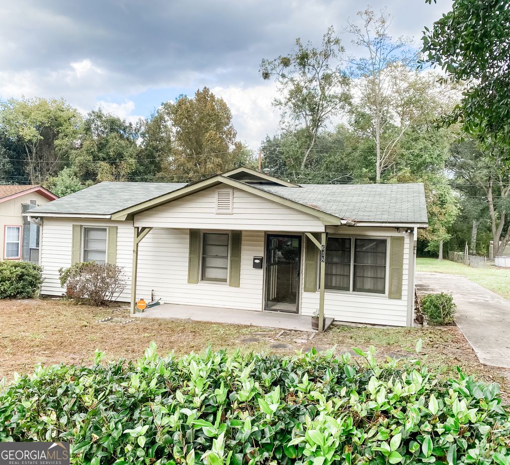 Photo of 618 Robinson Drive, Jesup, GA 31545 (MLS # 10689652)
