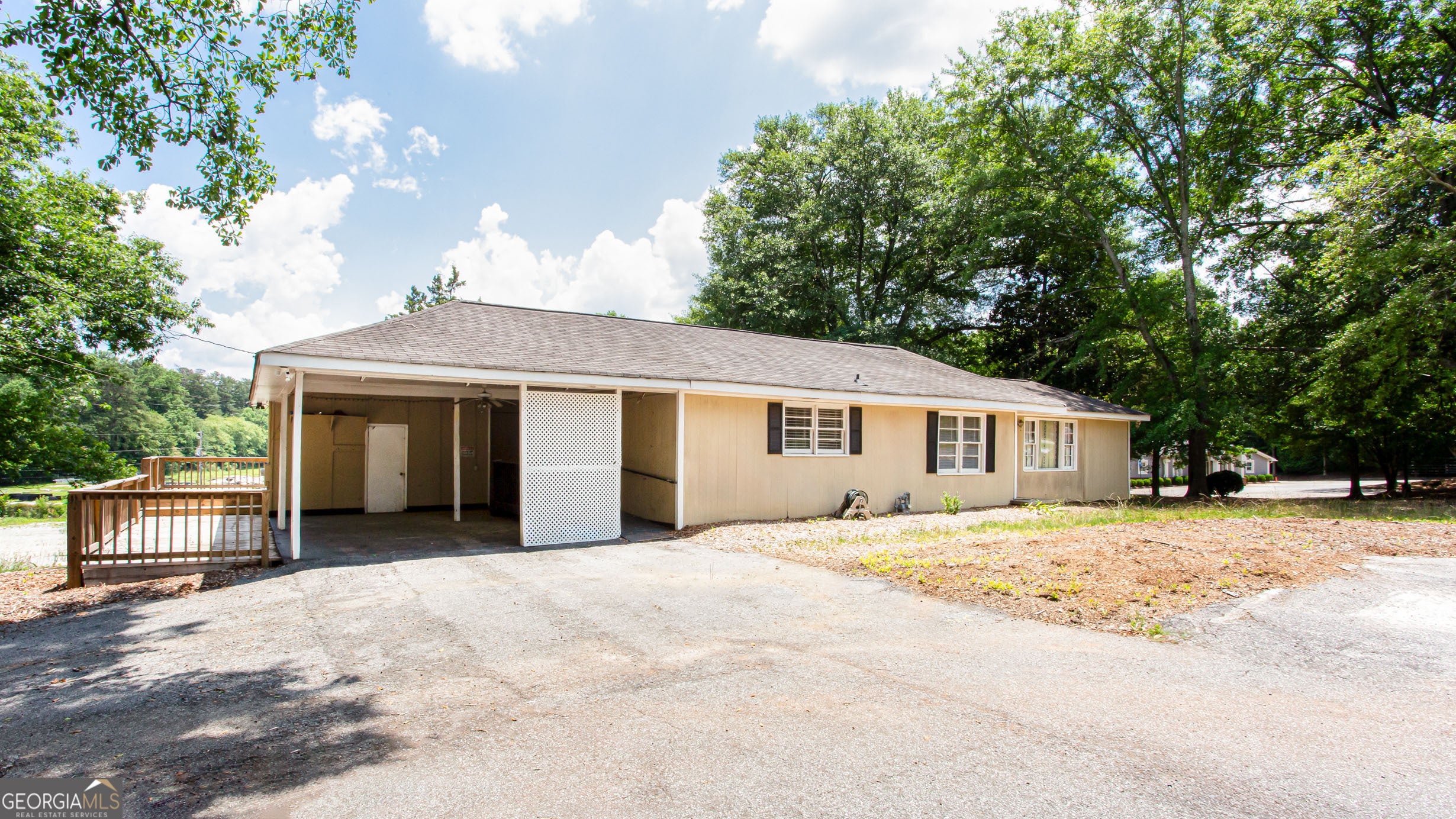 2758 Five Forks Trickum RD