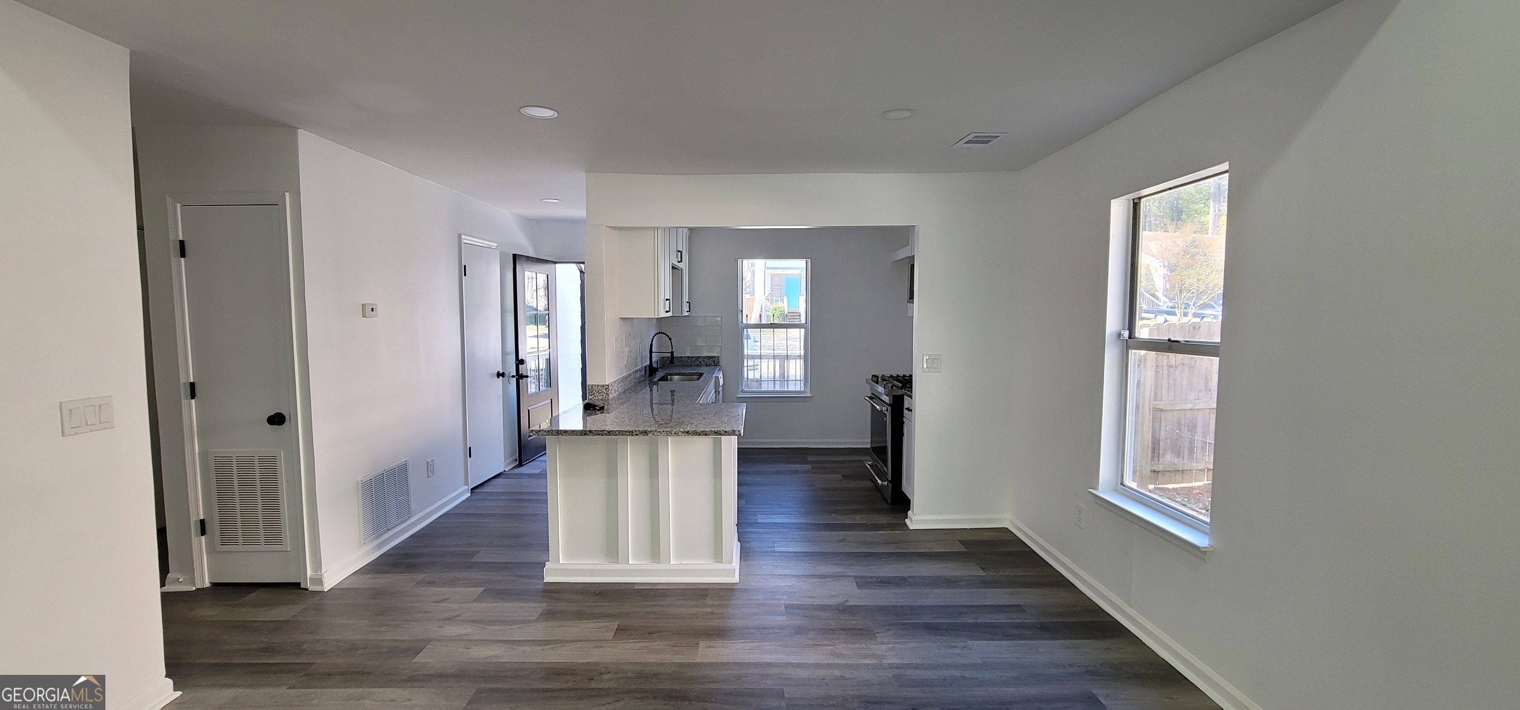 Pleasant Oaks - Residential