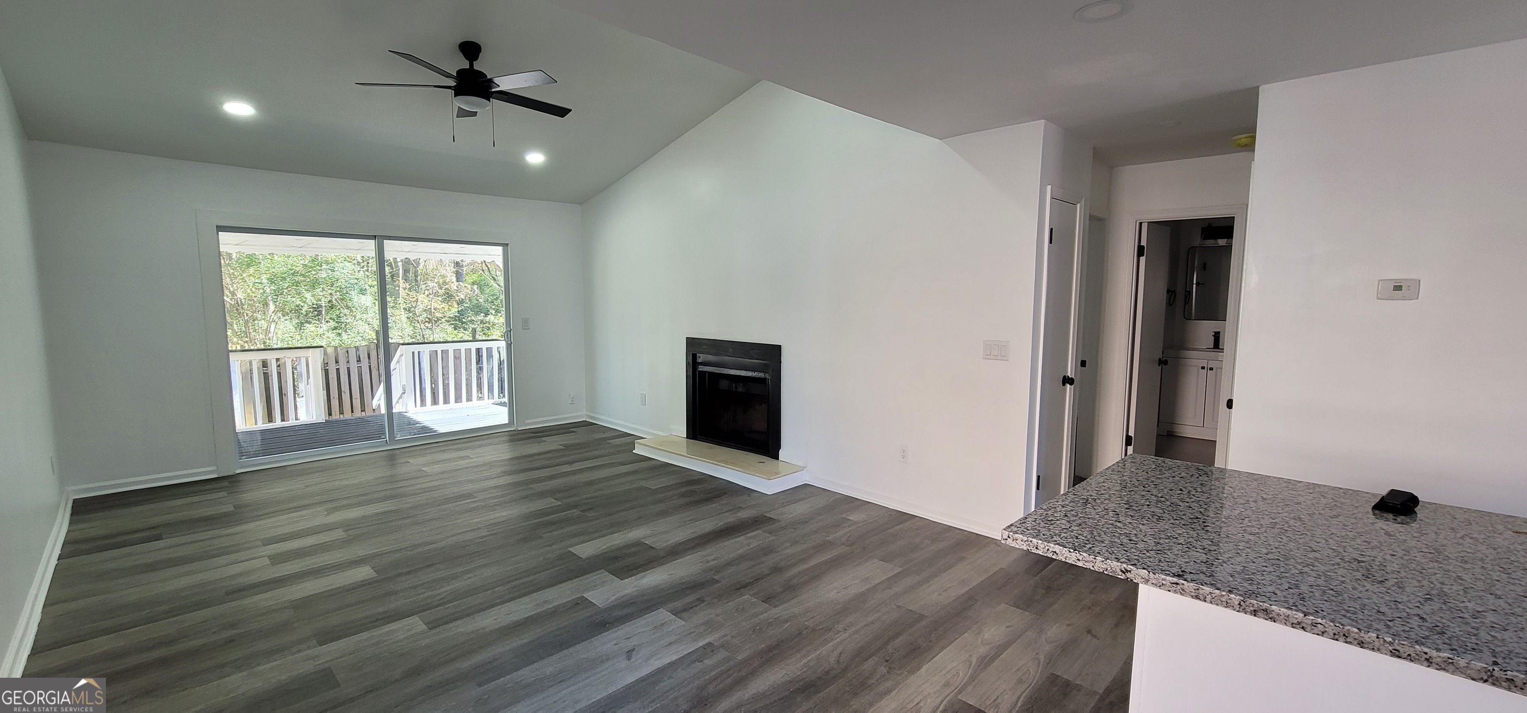 Pleasant Oaks - Residential