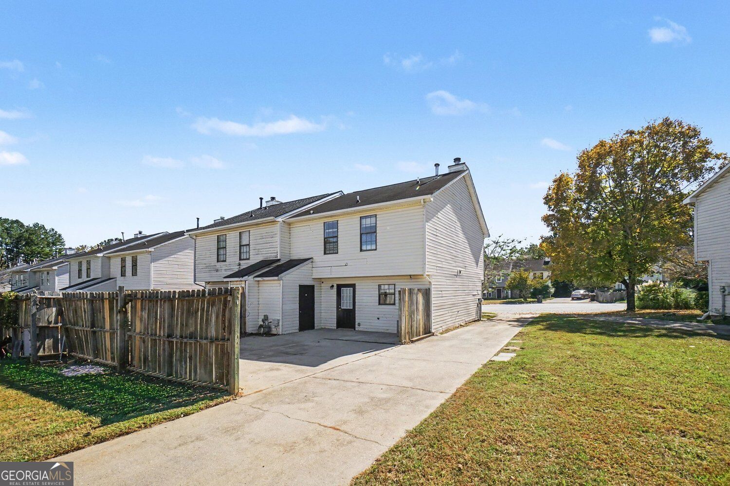 3688 Stephanie CT