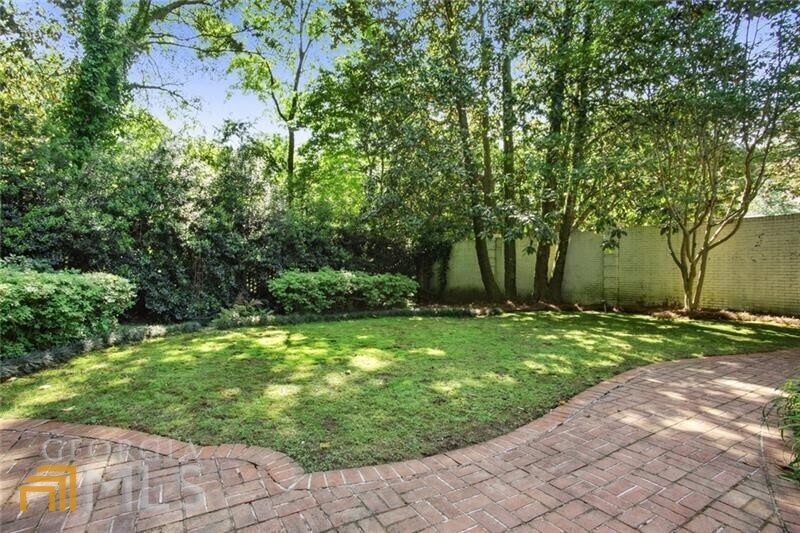 Kingswood - Residential