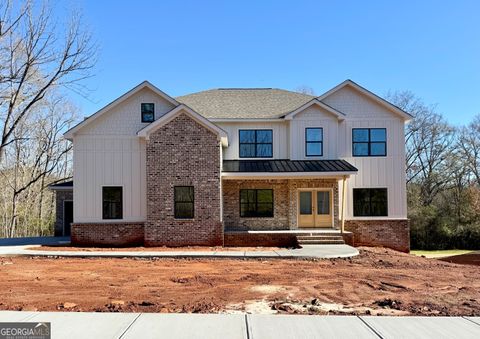 A home in Hoschton