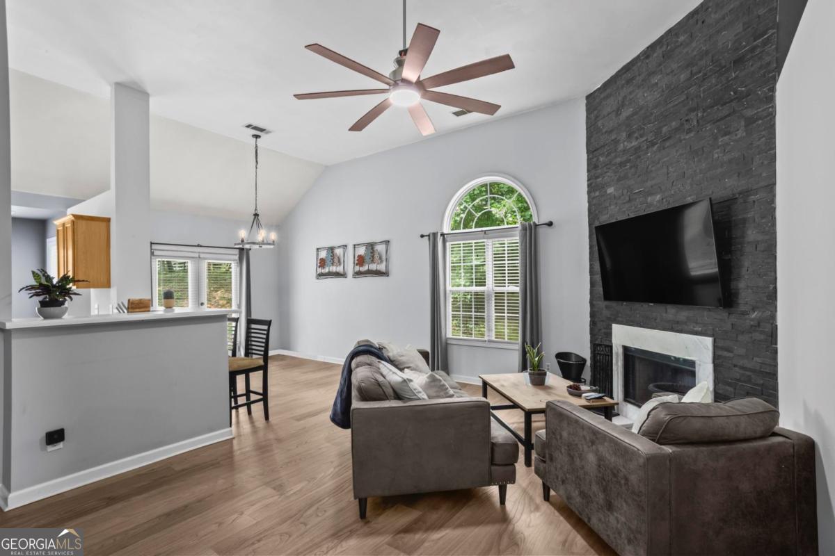 3395 Laurel Springs CV