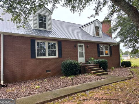 1926 Dames Ferry RD Forsyth GA 31029
