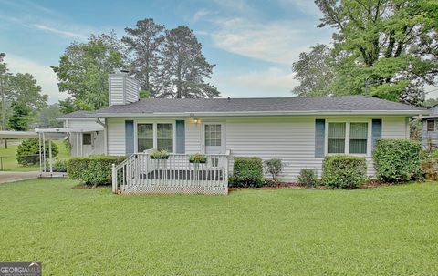 270 E James CIR Hampton GA 30228