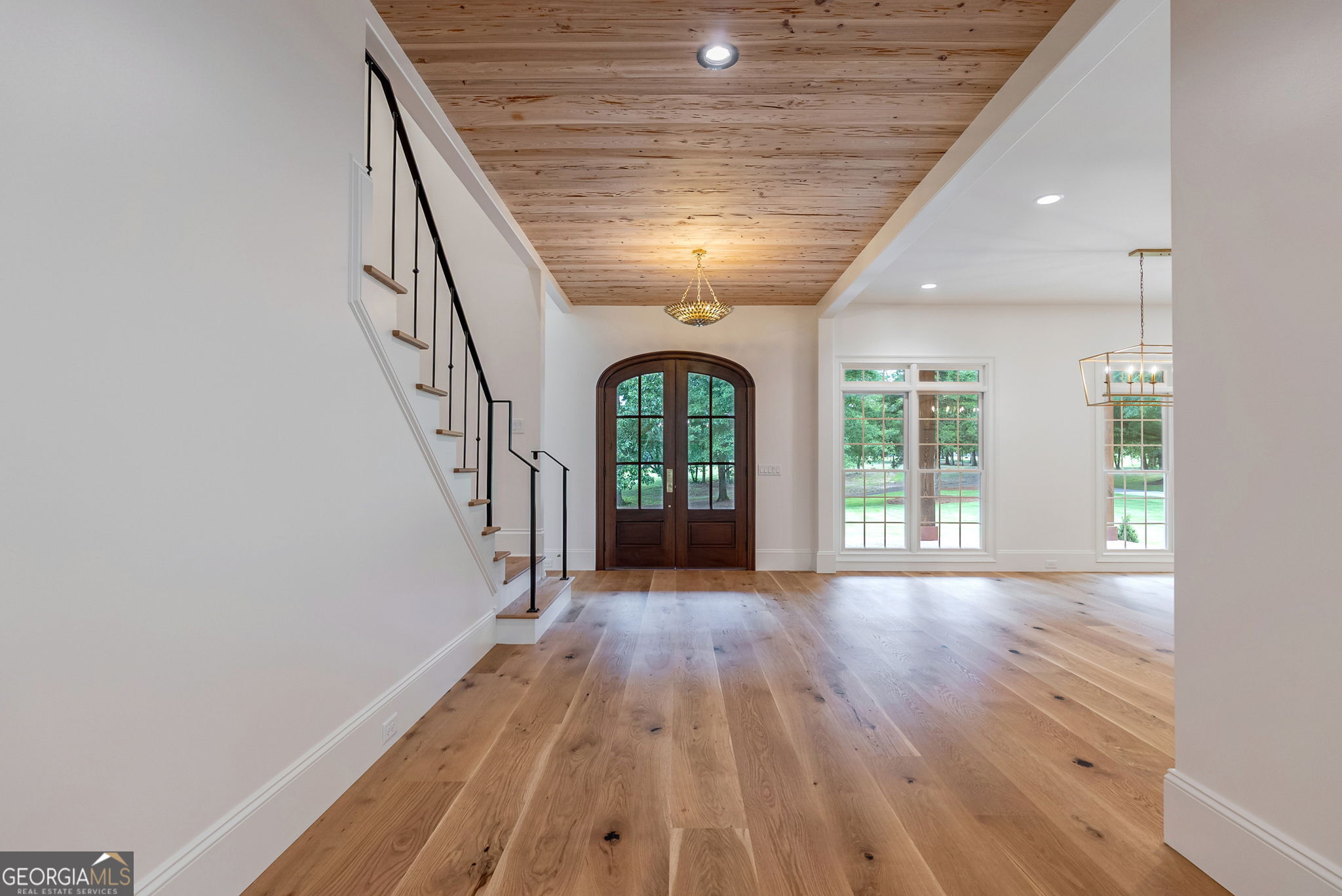 1321 Garrett RD