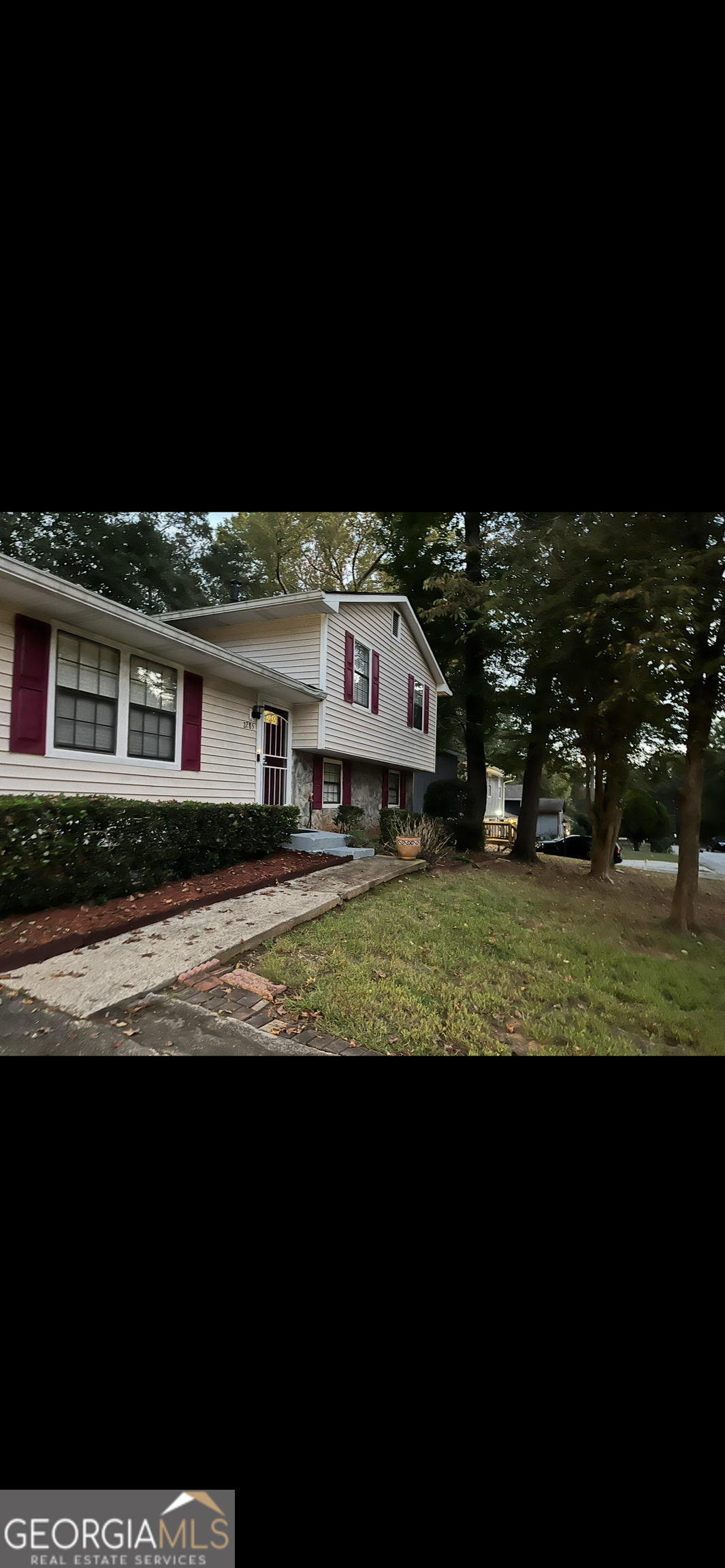 2285 Cherokee Valley CIR