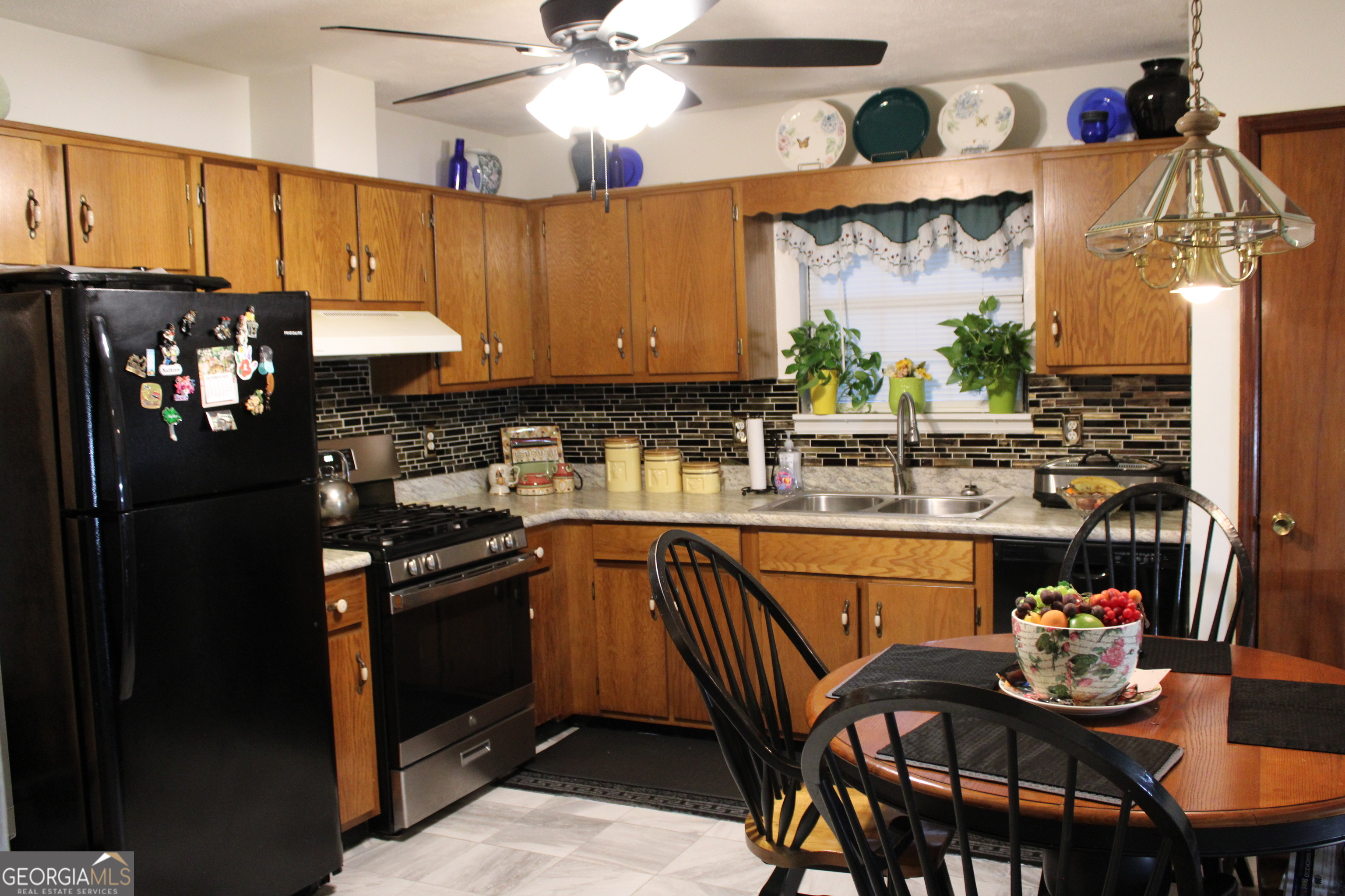 2285 Cherokee Valley CIR