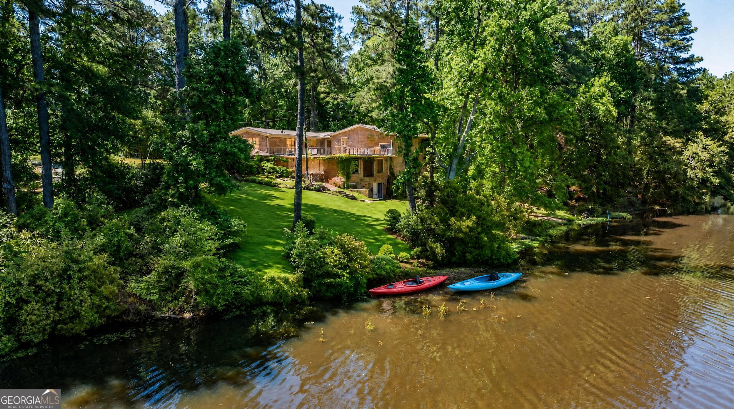 Photo 1 of 17 — 8 Canterbury DR, Newnan, GA 30263
