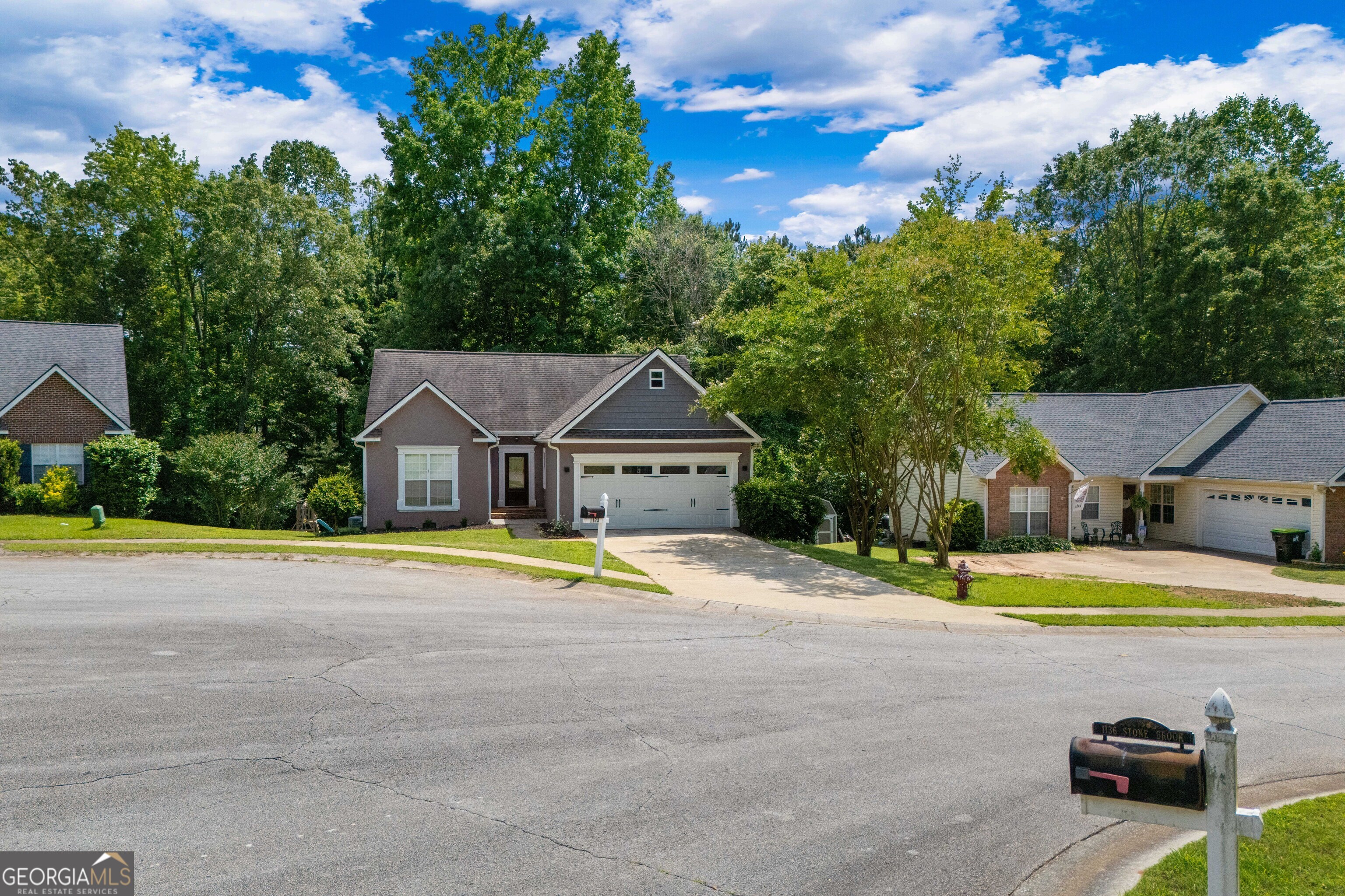 1133 Stone Brook LN