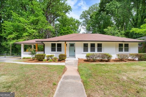 Photo of 1309 Avonwood Circle SW, Atlanta, GA 30311 (MLS # 10752854)