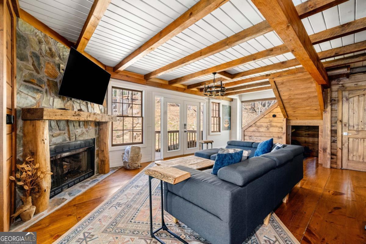 366 Spindrift CT