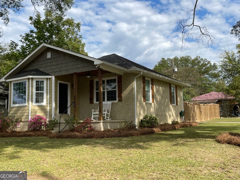 Photo of 20 Kirkwood Street NE, Rome, GA 30161 (MLS # 10396158)