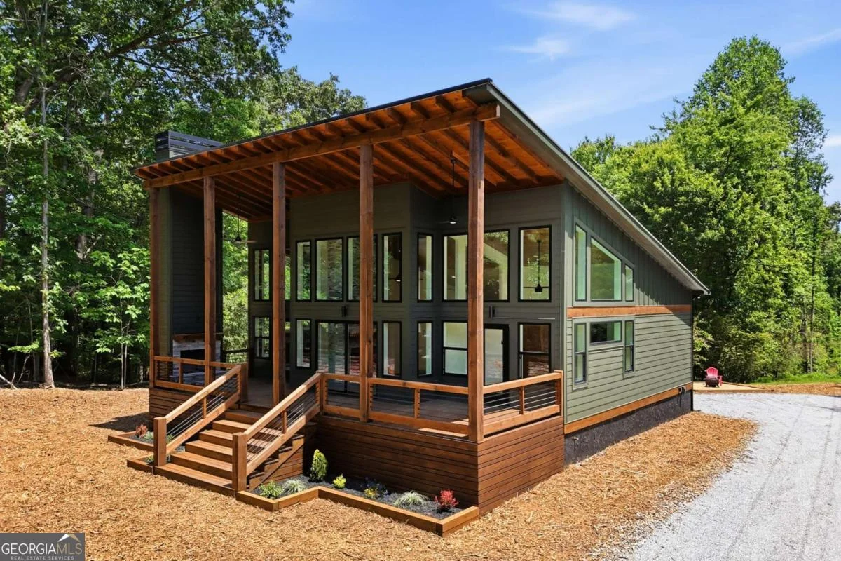 20 Amherst Trail