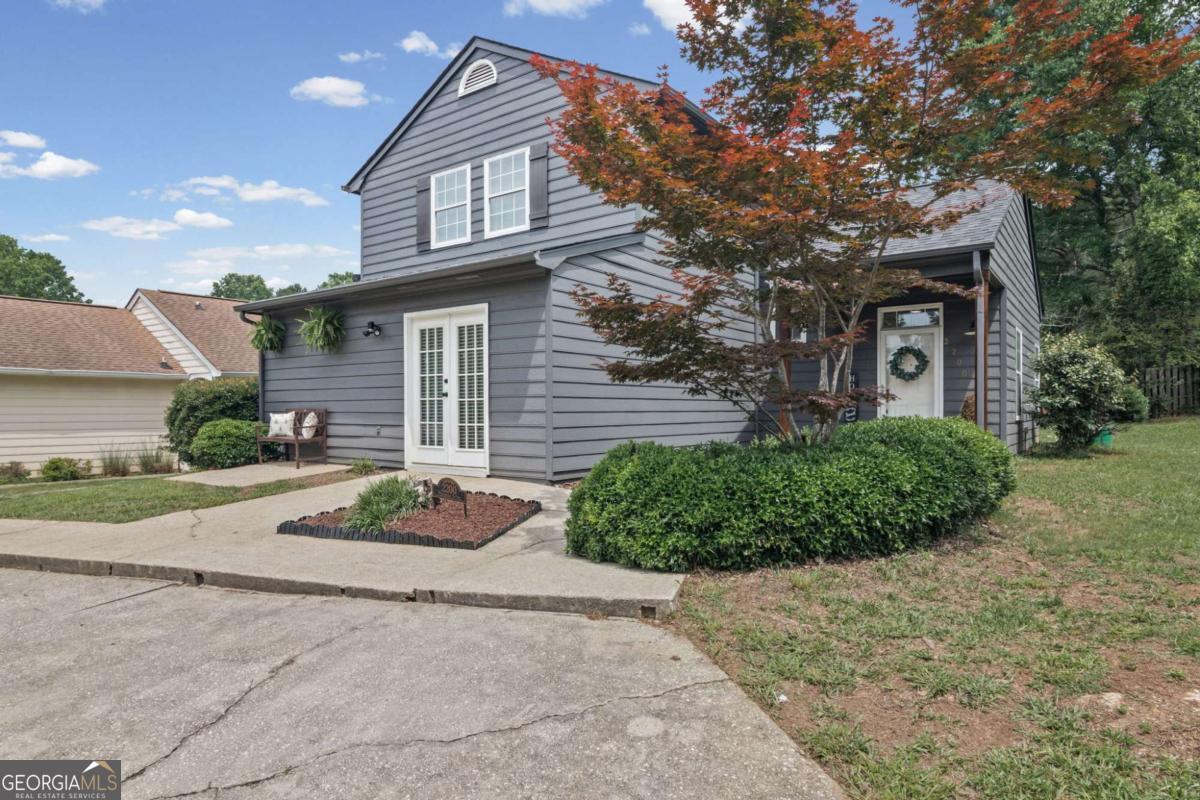 2200 Parkside DR