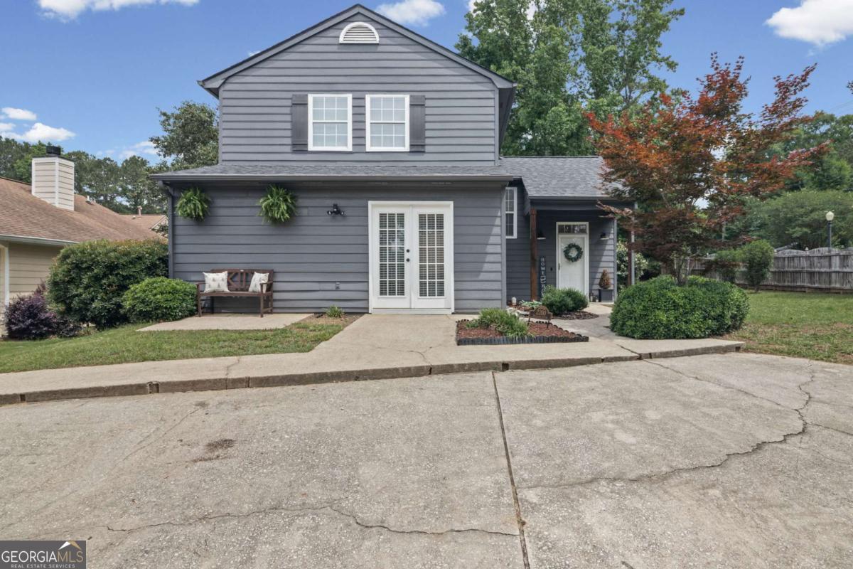 2200 Parkside DR