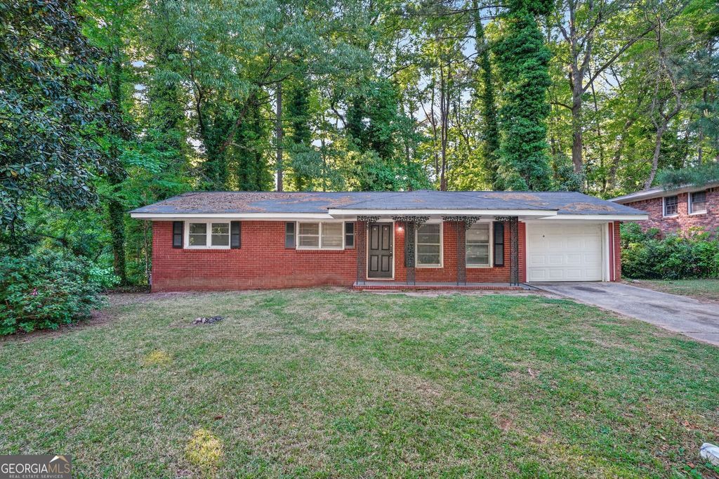 Photo of 2333 Omaha Road SW, Atlanta, GA 30331 (MLS # 10737569)