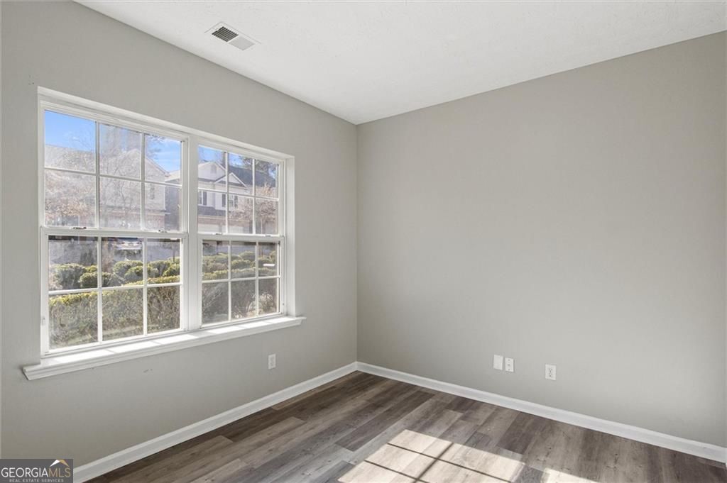 5667 CASCADE RUN SW