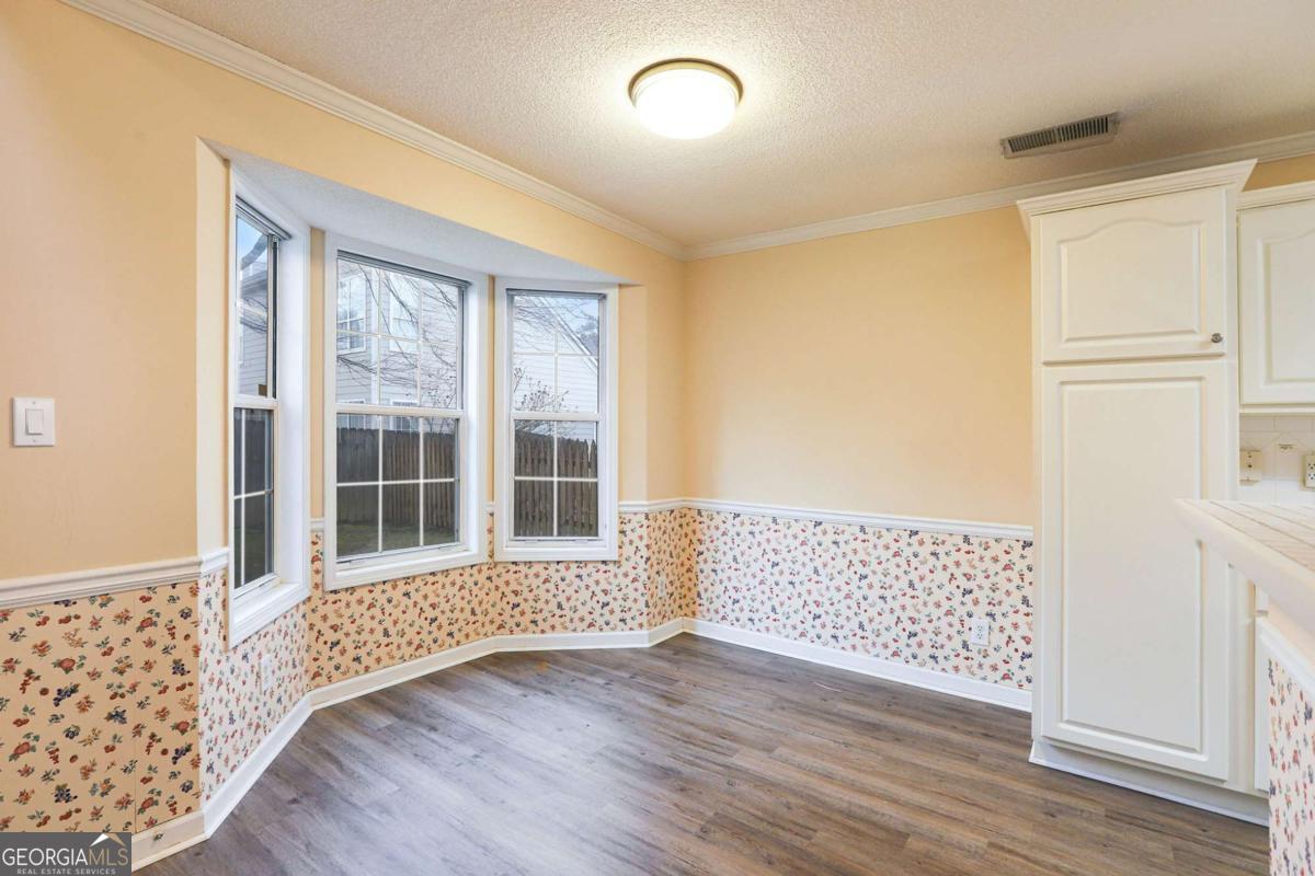 415 Brown Thrasher CT