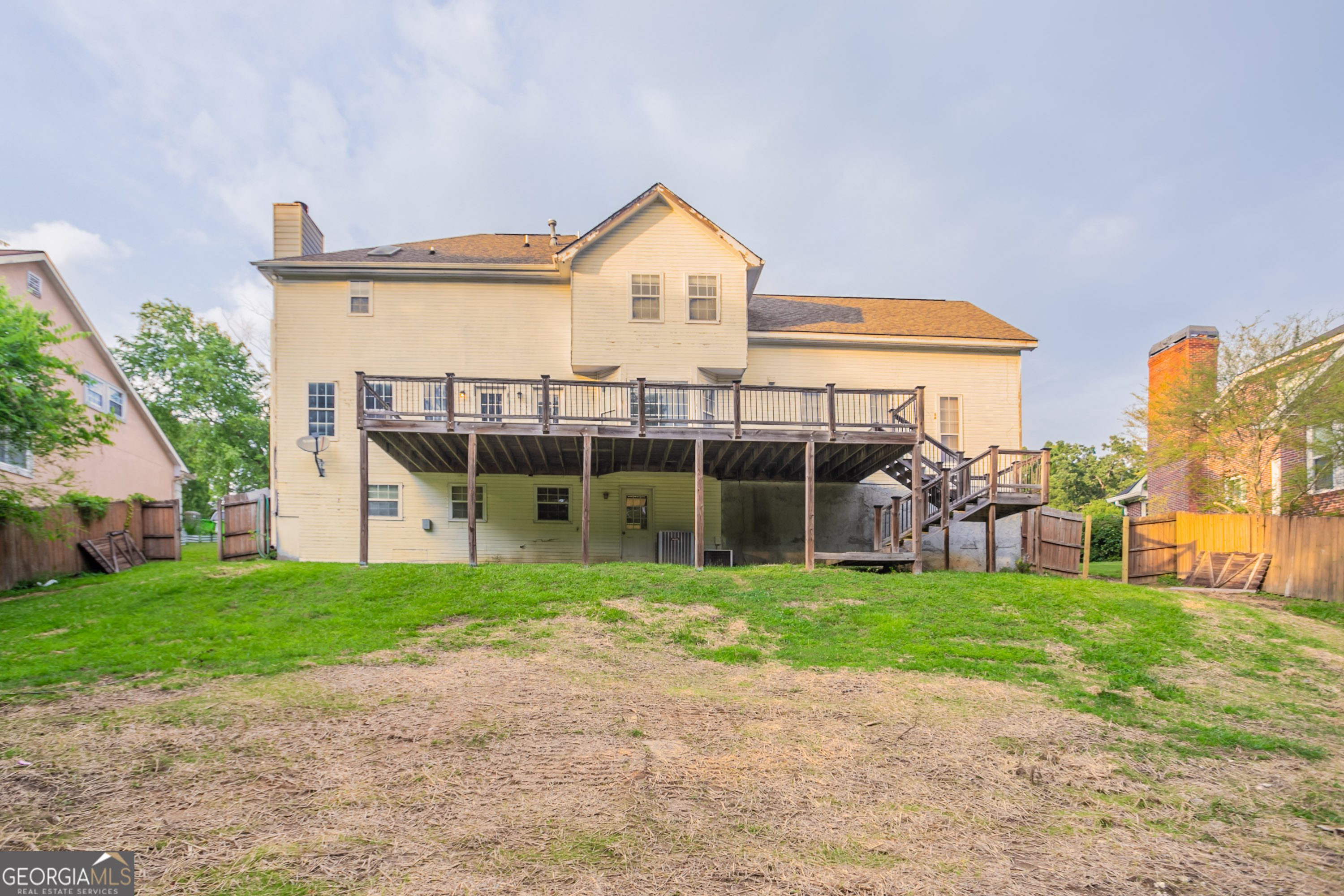 5696 Glandor DR