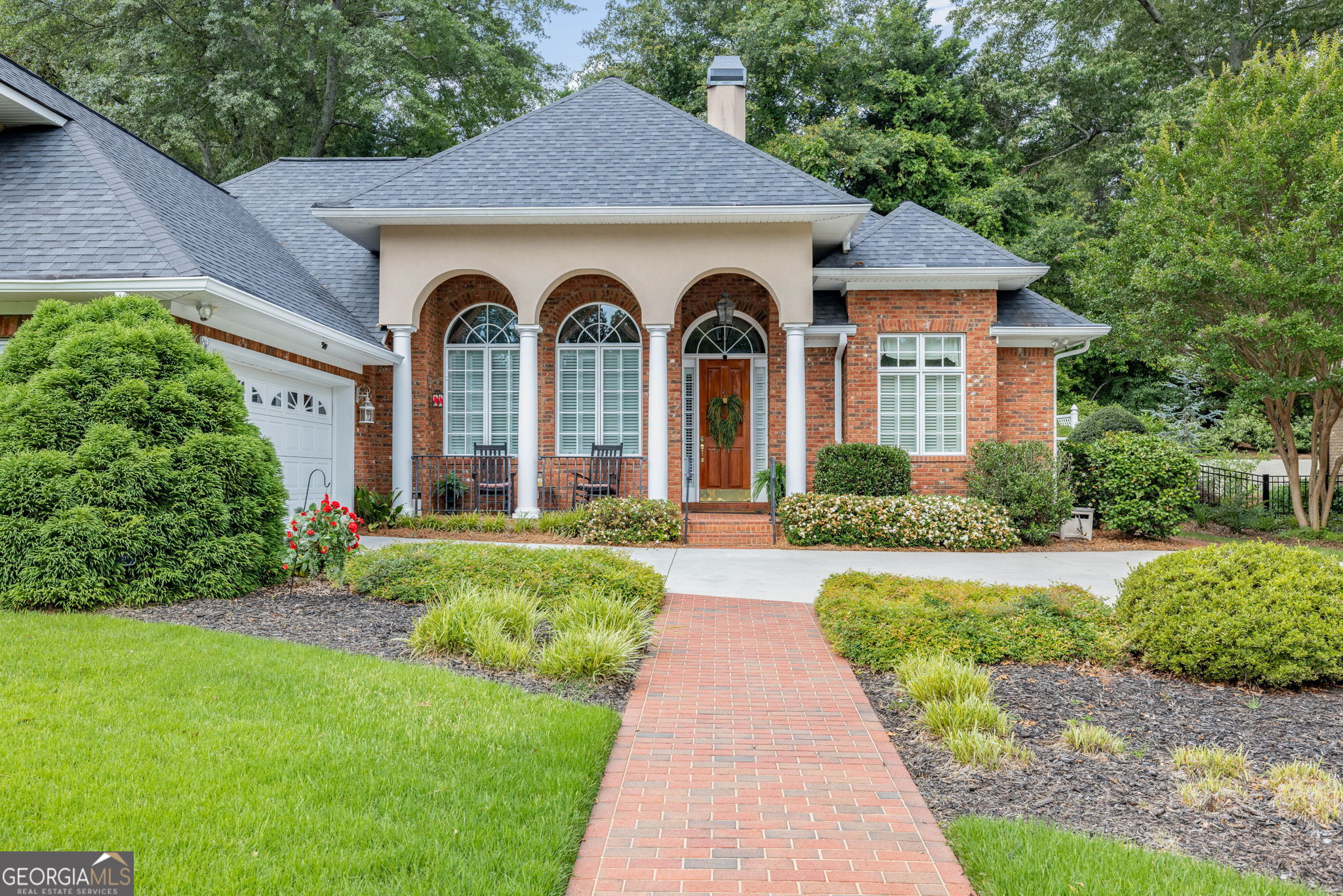 311 Vinings WALK