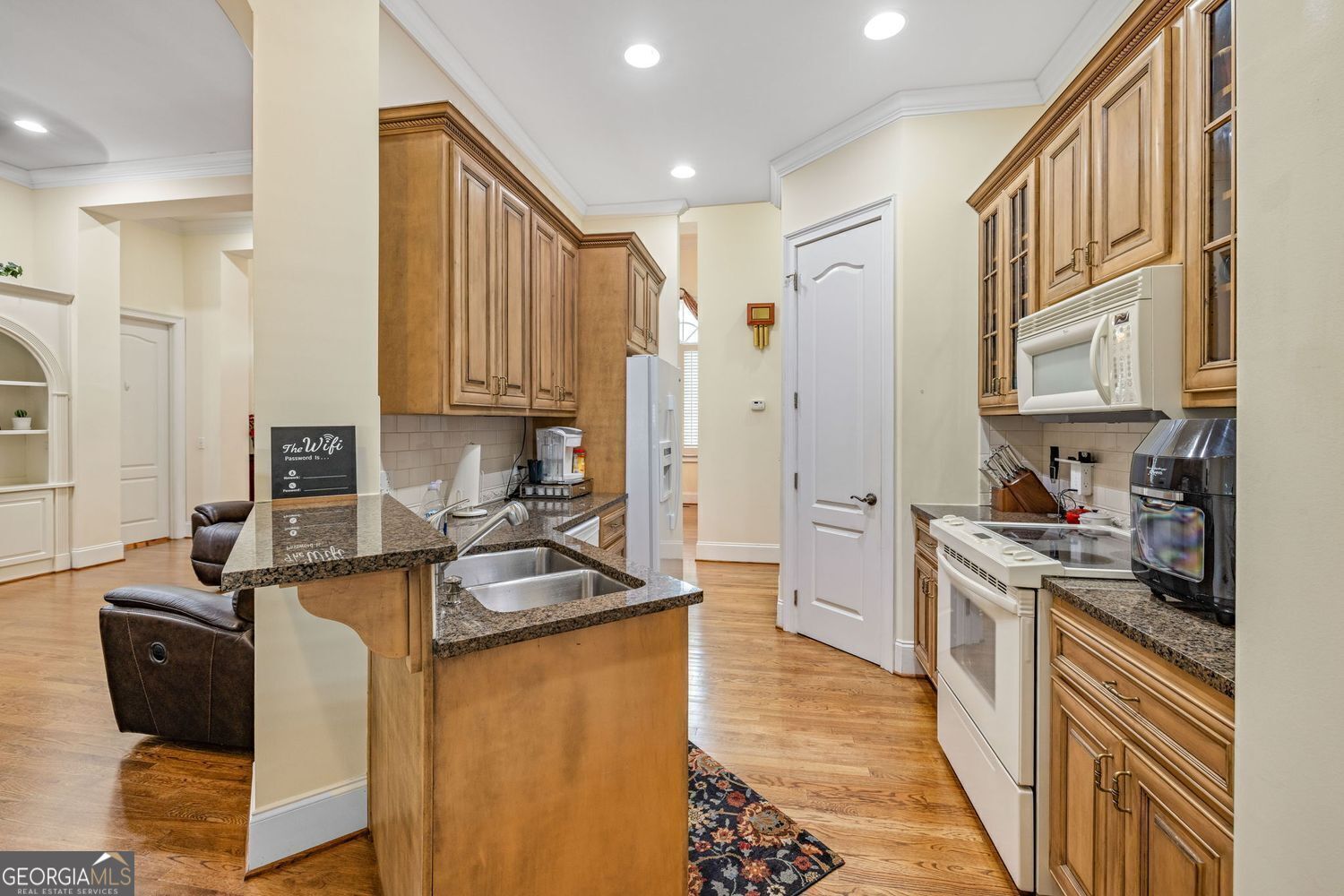 Gainesville, Georgia 30501, United States, 3 Bedrooms Bedrooms, ,2 BathroomsBathrooms,Residential,Active,155215