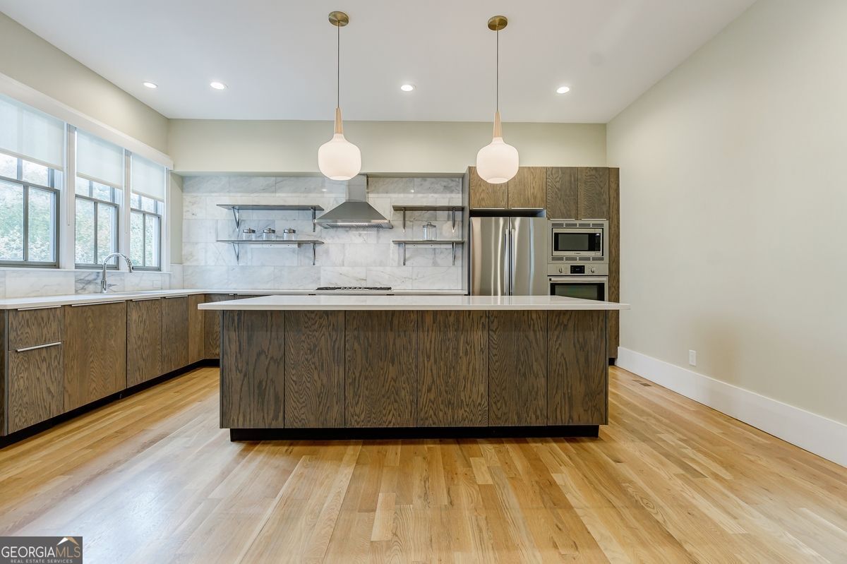 1092 Kirkwood AVE SE