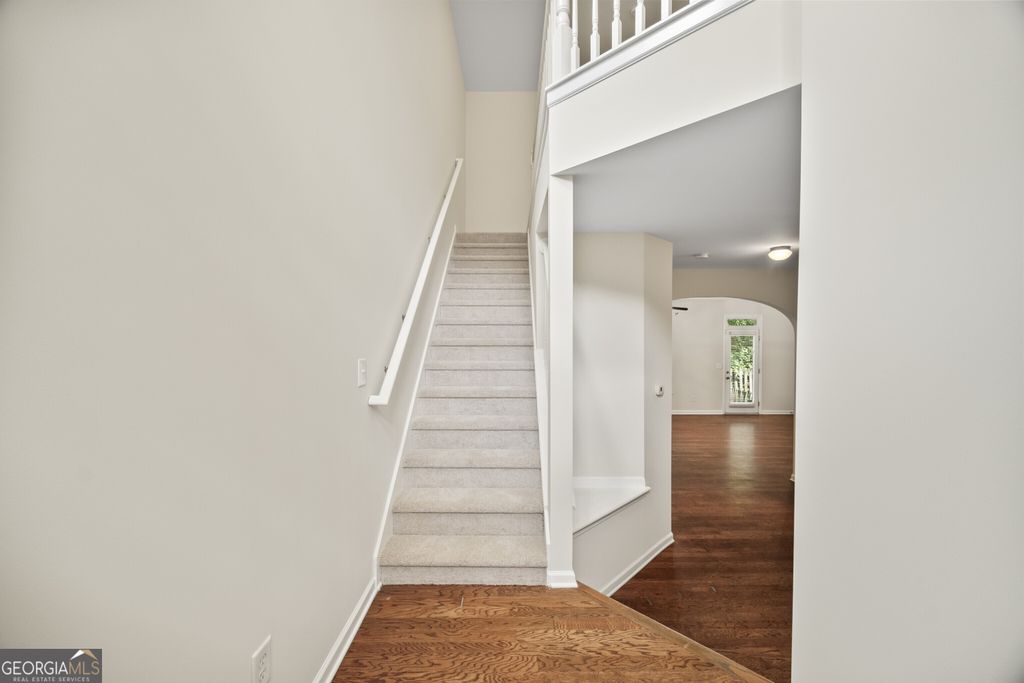 Photo of 1278 Houndslake Drive, Marietta, GA 30008 (MLS # 10663084)