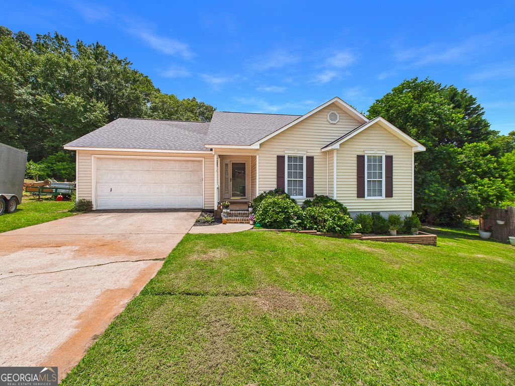 Photo of 206 Eric Drive, Bonaire, GA 31005 (MLS # 10798961)