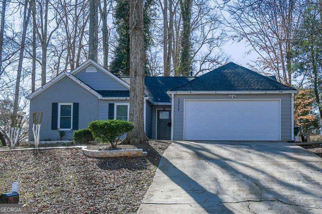 Photo of 1575 Canberra Drive, Stone Mountain, GA 30088 (MLS # 10676382)