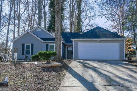 Photo of 1575 Canberra Drive, Stone Mountain, GA 30088 (MLS # 10676382)