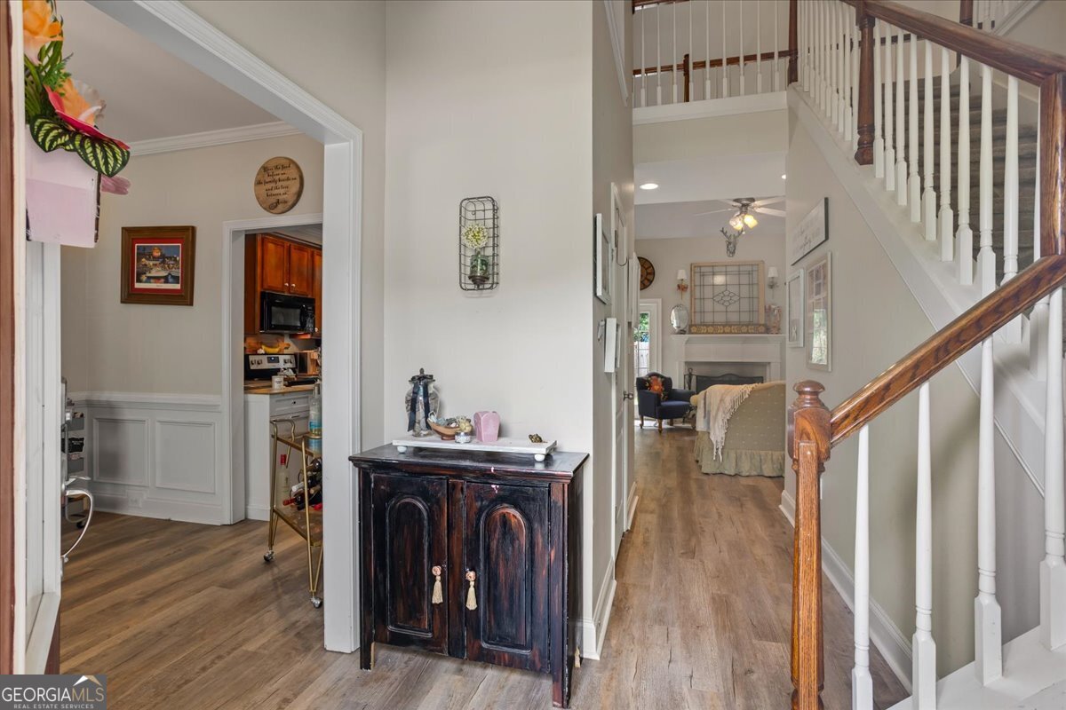 521 Edgewood DR
