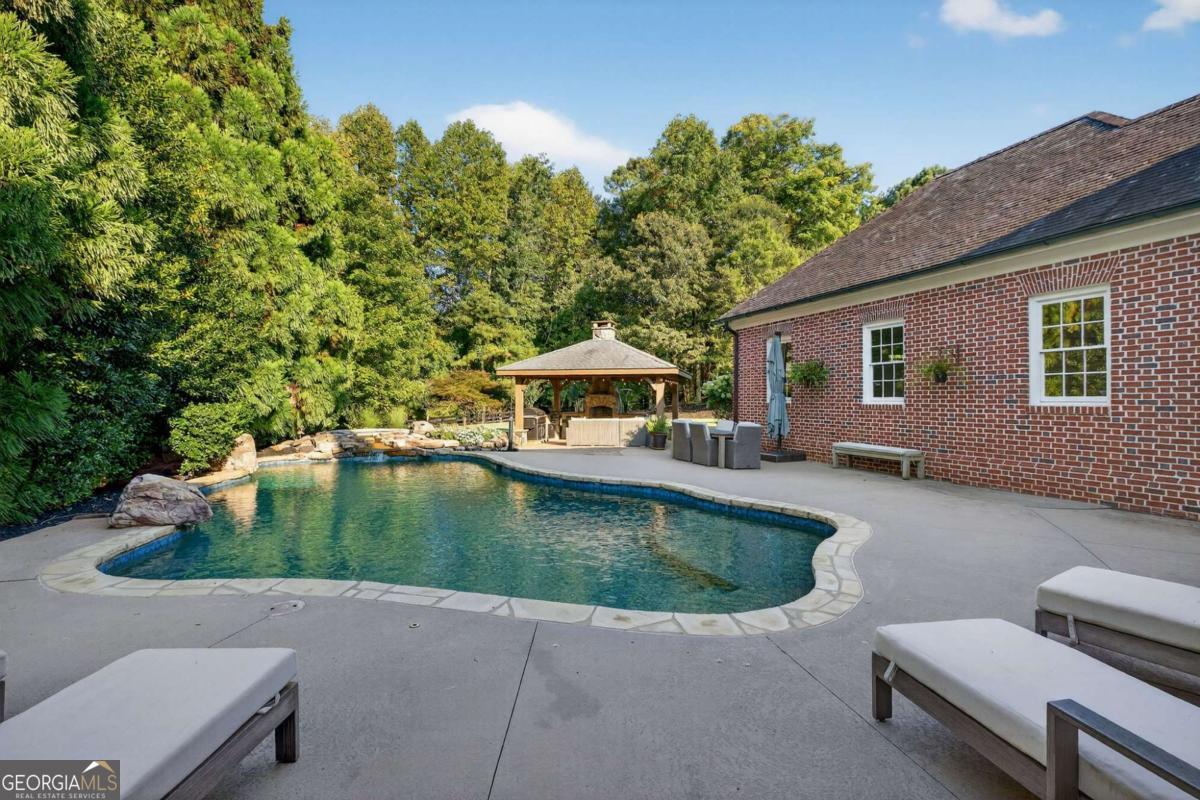The Highlands At North Valley - Residential