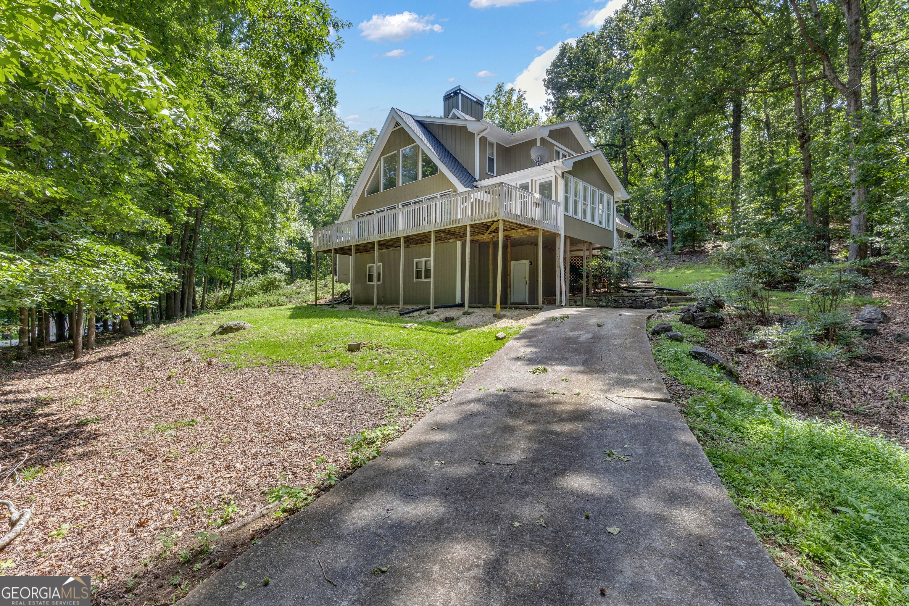 390 Stoneridge WAY