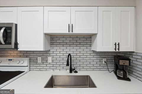 Photo of 6700 Roswell Road #31B, Atlanta, GA 30328 (MLS # 10818127)