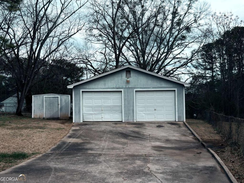 Photo of 2830 Petersburg Court, Decatur, GA 30034 (MLS # 10699718)