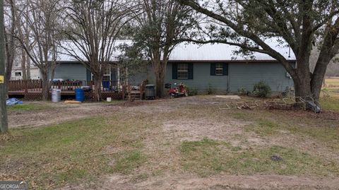 A home in Ray City