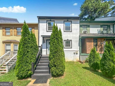 Photo for 1044 Oaks PKWY SE