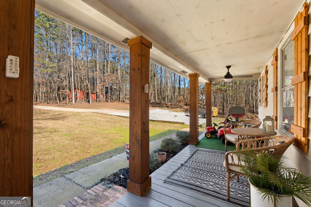 Photo of 360 Old Highway 16, Sharpsburg, GA 30277 (MLS # 10694412)