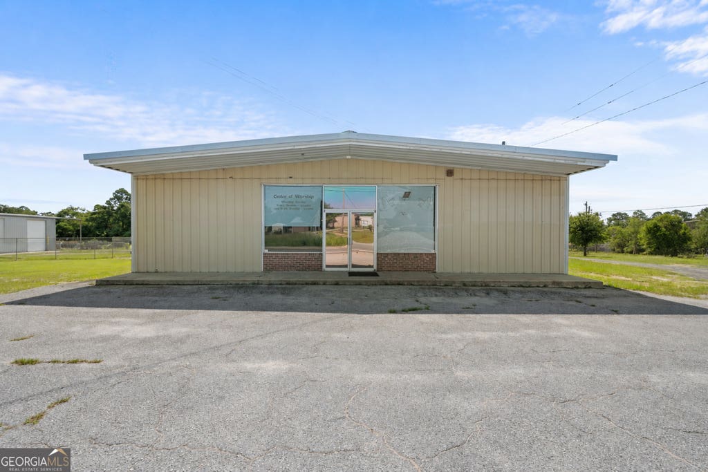 Photo of 1106 Martin Luther King Jr Drive, Statesboro, GA 30458 (MLS # 10813708)