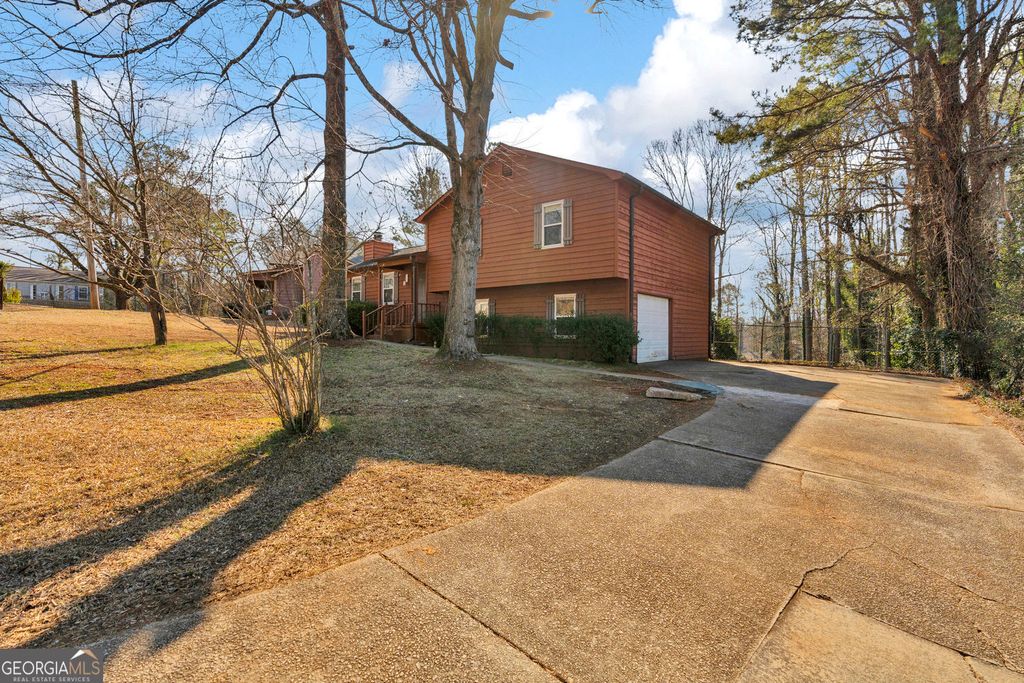 Photo of 291 Wiley Court SW, Marietta, GA 30060 (MLS # 10689131)