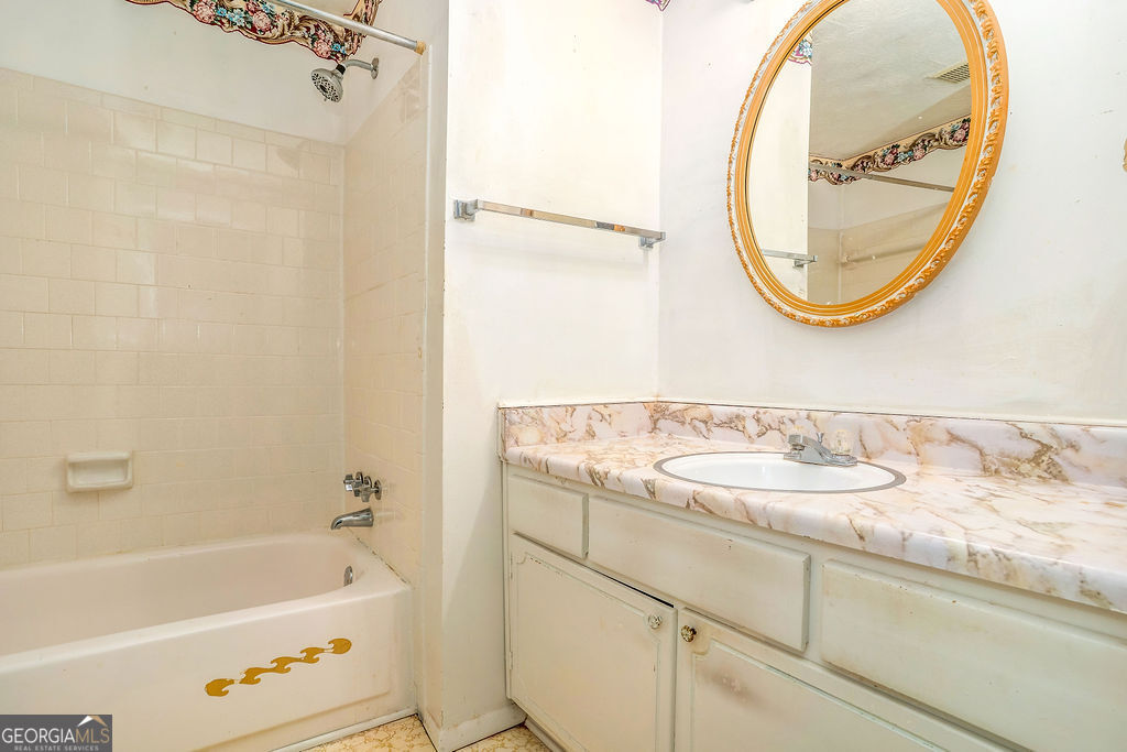 KIMBERLY - Residential