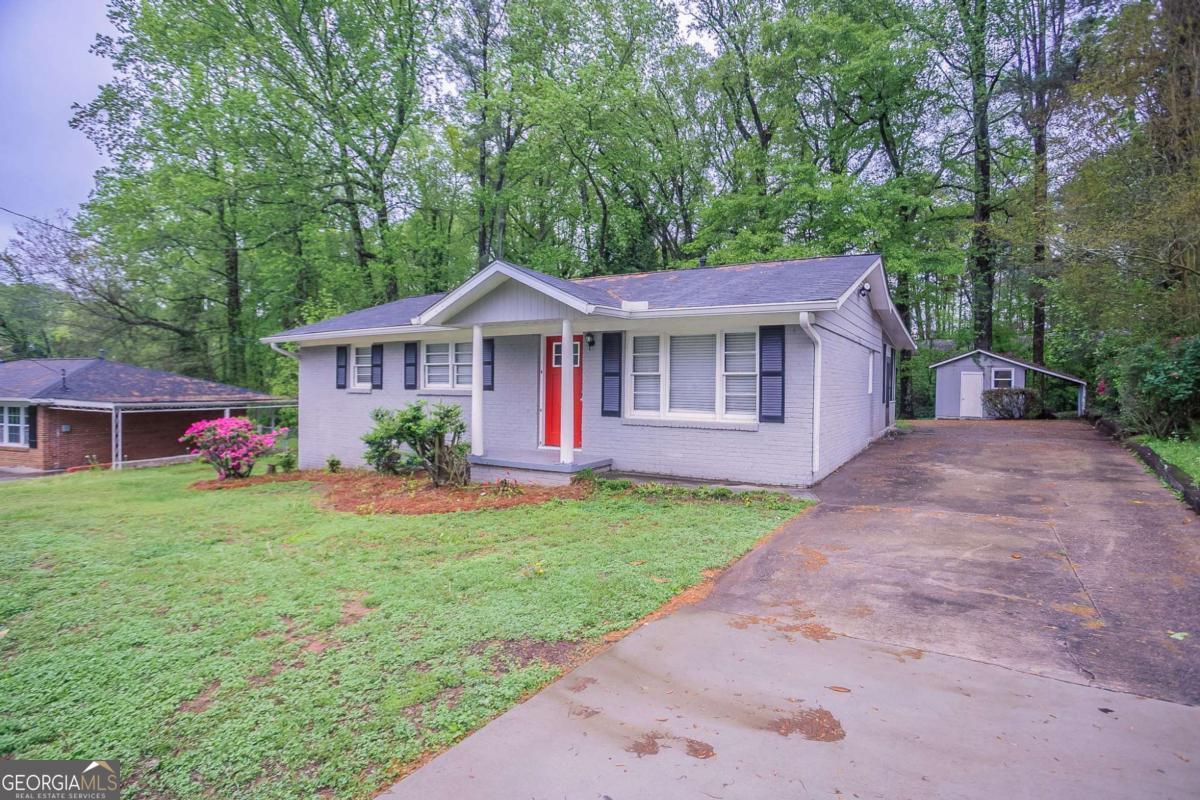 2038 Thomasville DR SE