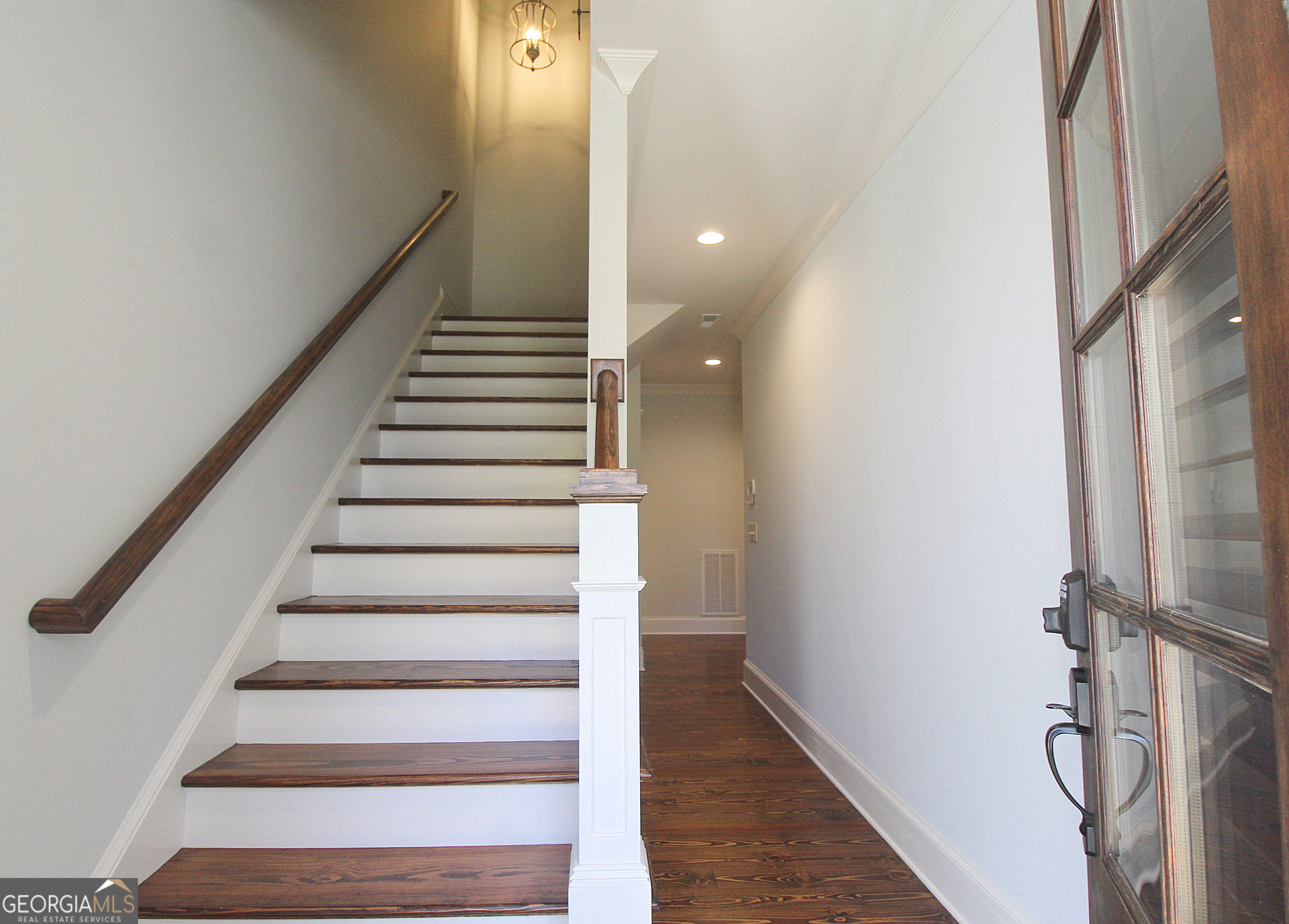 603 W 1st St Unit 7